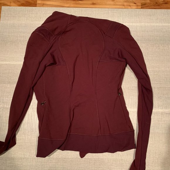 Lululemon Jacket - Picture 4 of 4